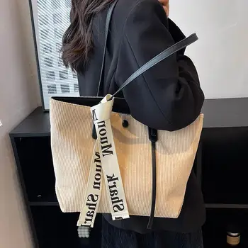Осенне-зимняя текстурированная вельветовая сумка через плечо небольшого дизайна, модная сумка-тоут большой емкости, уличная сумка для мобильного телефона